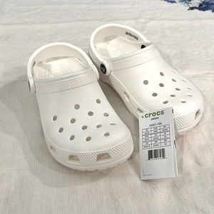 NWT Crocs White Women’s Size 6